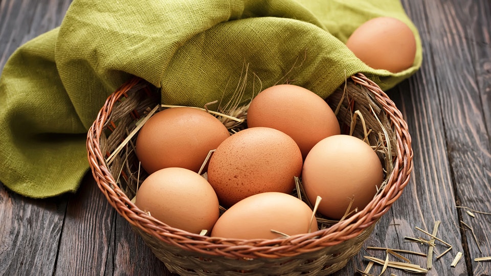 Cải thiện dinh dưỡng và chất lượng vỏ trứng